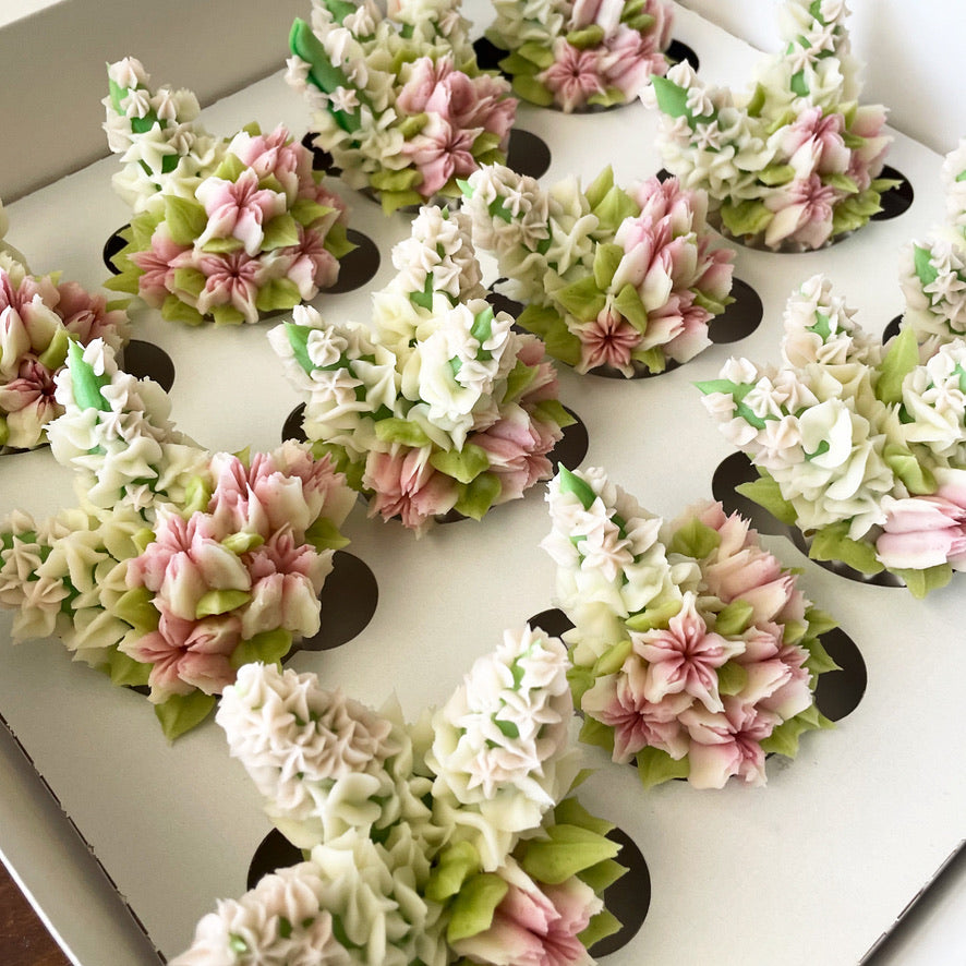 Mini Floral Cupcakes