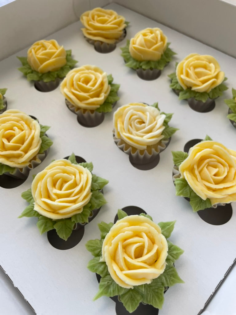 Mini Floral Cupcakes